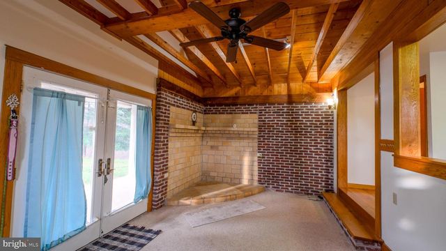 251 SOLID OAK DR, Romney, WV 26757