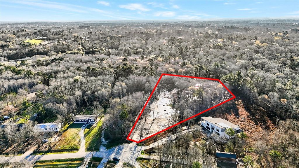 589 County Road 3295, Cleveland, TX 77327