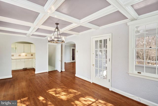 3916 MILITARY RD, Arlington, VA 22207