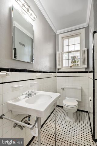 3916 MILITARY RD, Arlington, VA 22207