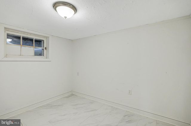 3916 MILITARY RD, Arlington, VA 22207