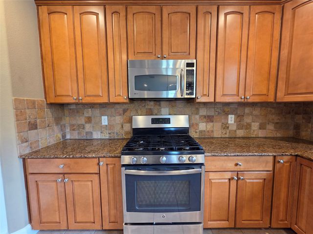 2600 Piazza Court 2, Grand Prairie, TX 75054
