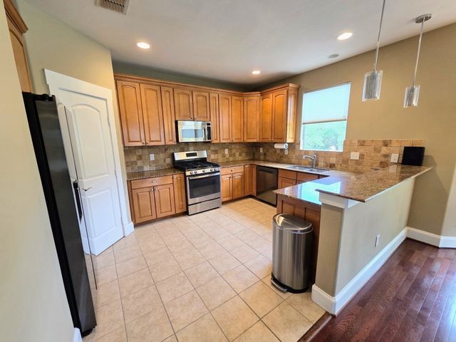 2600 Piazza Court 2, Grand Prairie, TX 75054