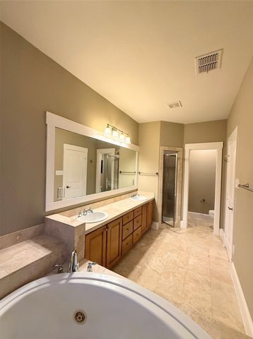 2600 Piazza Court 2, Grand Prairie, TX 75054
