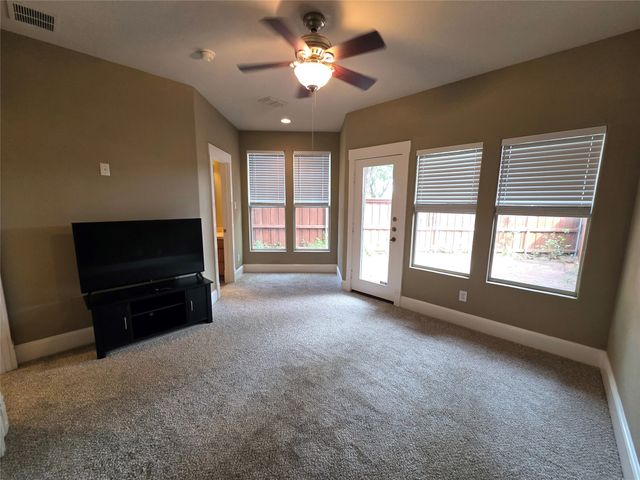 2600 Piazza Court 2, Grand Prairie, TX 75054