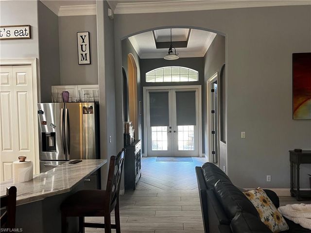 845 10th AVE NE, Naples, FL 34120