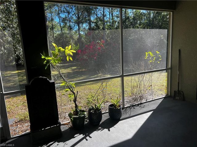 845 10th AVE NE, Naples, FL 34120