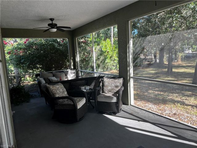 845 10th AVE NE, Naples, FL 34120