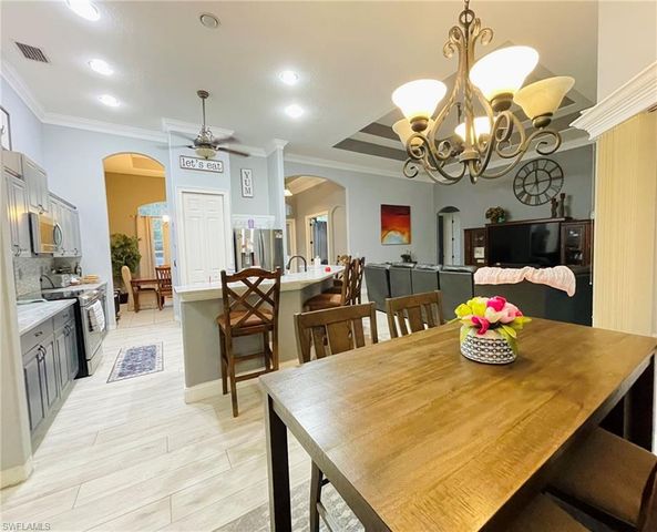 845 10th AVE NE, Naples, FL 34120