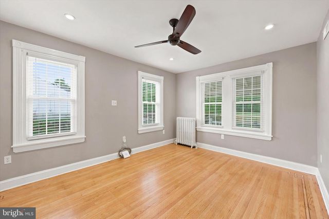 4611 LINDEN AVE, Philadelphia, PA 19114