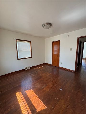 1001 Alexander Ave, Monessen, PA 15062