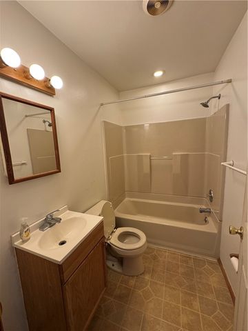 1001 Alexander Ave, Monessen, PA 15062