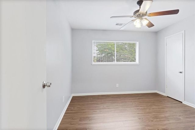 7043 Drowsy Pine Drive, Houston, TX 77092