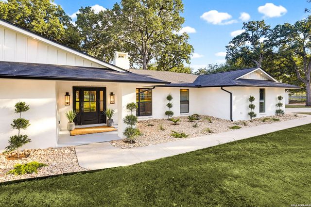 28262 WINDWOOD DR E, Boerne, TX 78006