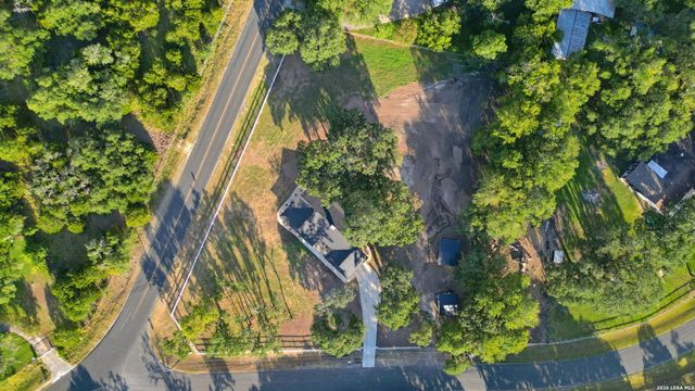 28262 WINDWOOD DR E, Boerne, TX 78006