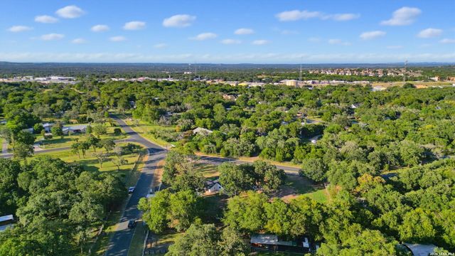 28262 WINDWOOD DR E, Boerne, TX 78006