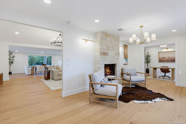 28262 WINDWOOD DR E, Boerne, TX 78006