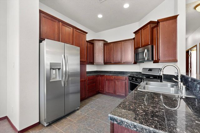 2626 Redondo Santa Fe NE, Rio Rancho, NM 87144