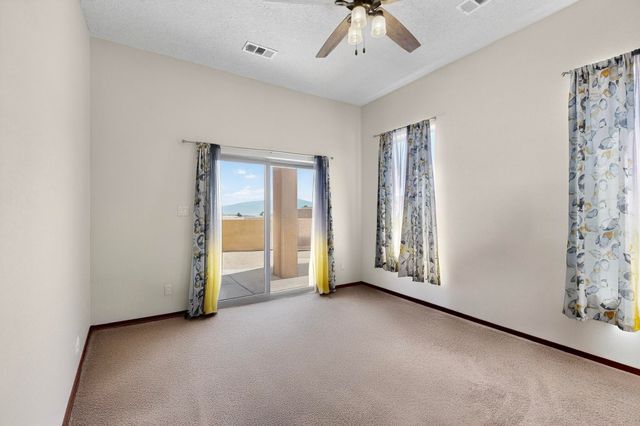 2626 Redondo Santa Fe NE, Rio Rancho, NM 87144