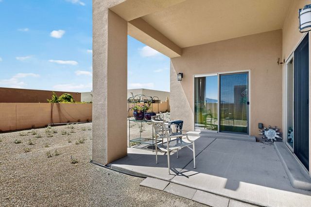 2626 Redondo Santa Fe NE, Rio Rancho, NM 87144