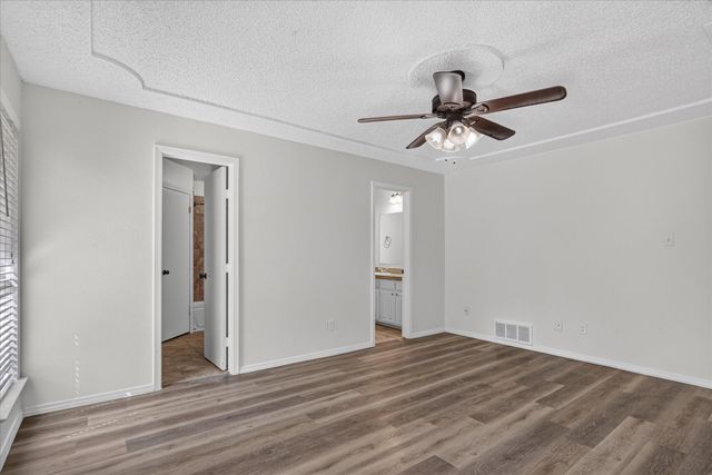 1016 Westminster Lane, Mansfield, TX 76063