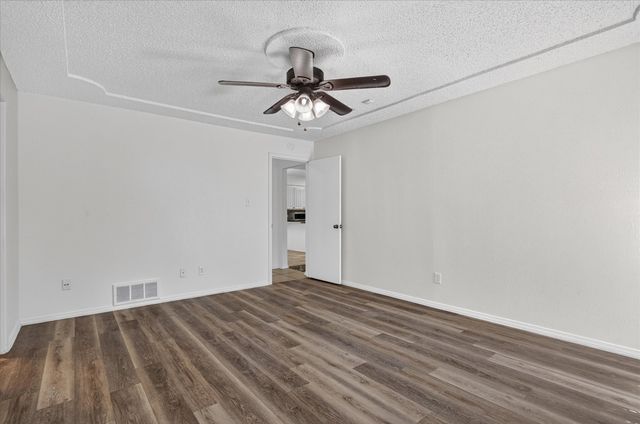 1016 Westminster Lane, Mansfield, TX 76063