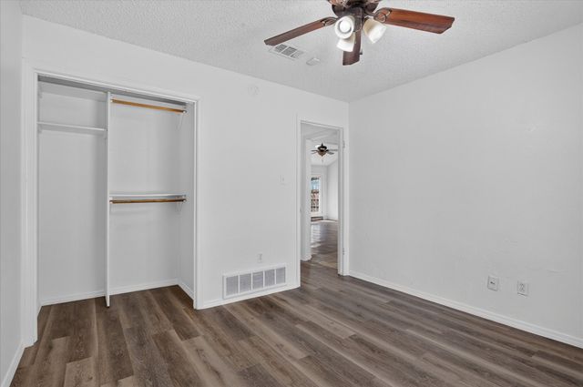 1016 Westminster Lane, Mansfield, TX 76063