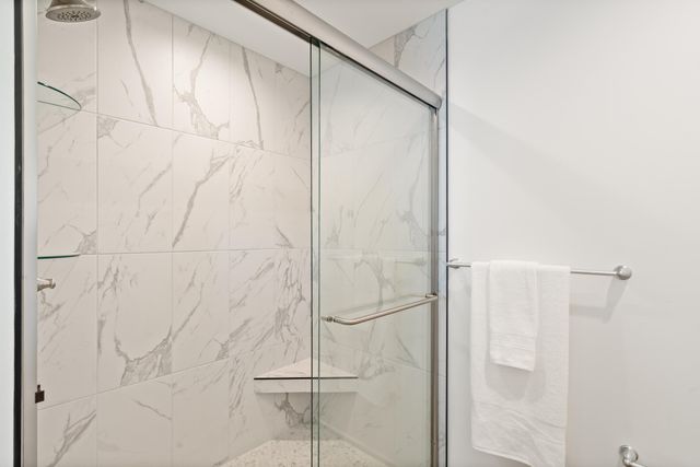 5916 HUNTINGTON CT, Columbia, MO 65202