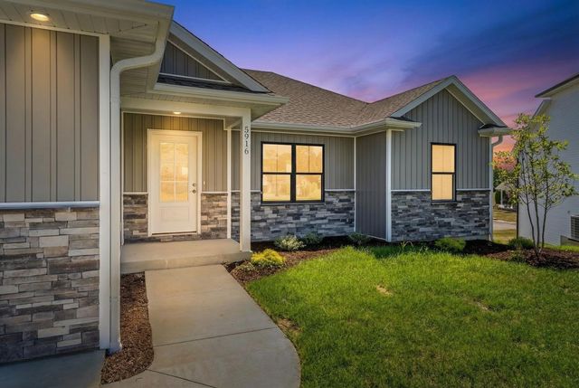 5916 HUNTINGTON CT, Columbia, MO 65202