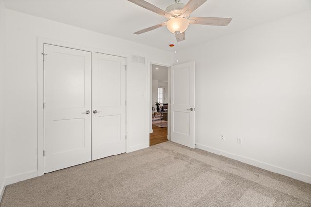 5916 HUNTINGTON CT, Columbia, MO 65202