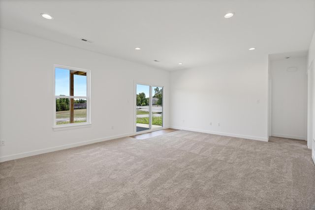 5916 HUNTINGTON CT, Columbia, MO 65202