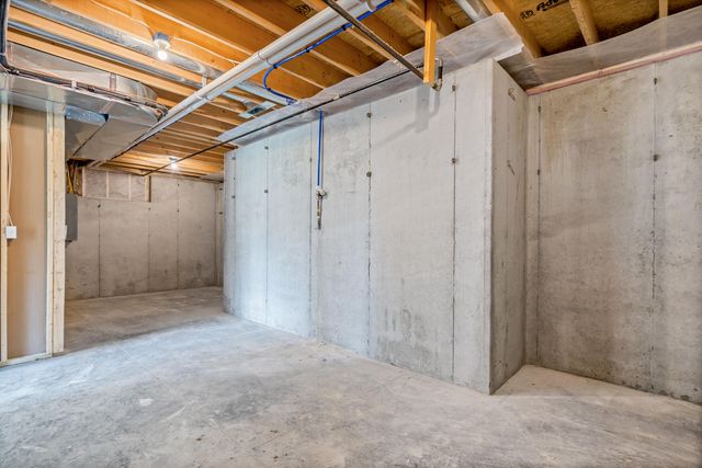 5916 HUNTINGTON CT, Columbia, MO 65202