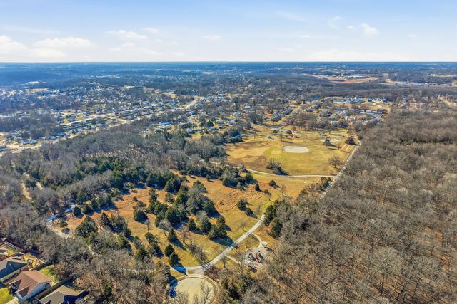 5916 HUNTINGTON CT, Columbia, MO 65202