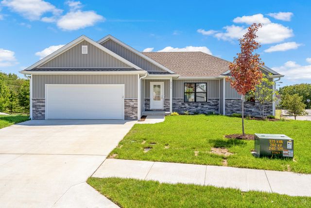 5916 HUNTINGTON CT, Columbia, MO 65202