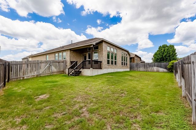 505 Palmilla DR, Leander, TX 78641