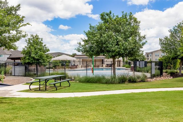 505 Palmilla DR, Leander, TX 78641