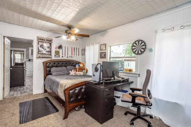 724 S Morris, Gainesville, TX 76240