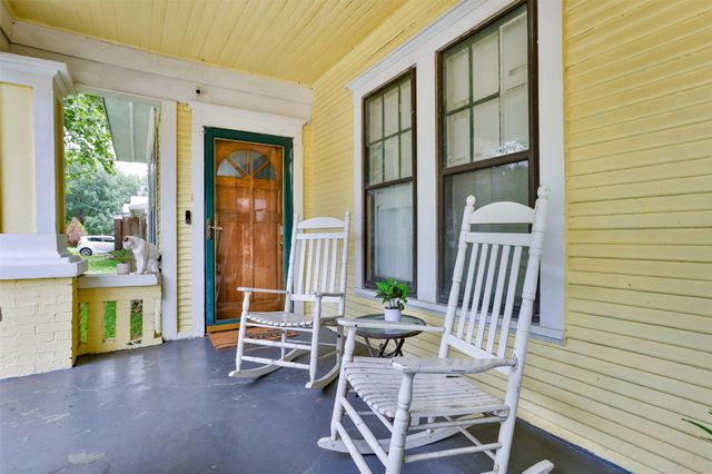 724 S Morris, Gainesville, TX 76240