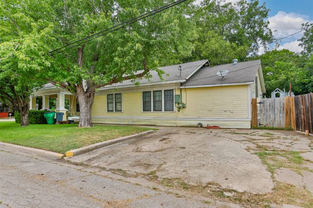 724 S Morris, Gainesville, TX 76240