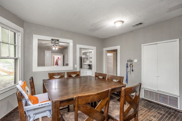 724 S Morris, Gainesville, TX 76240