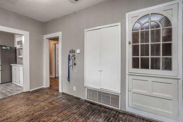 724 S Morris, Gainesville, TX 76240