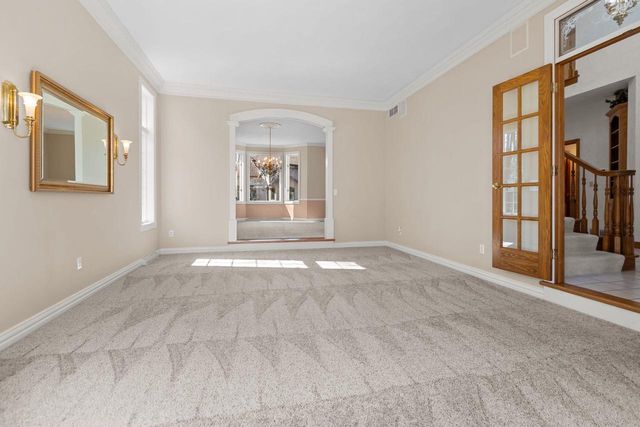 63 BRENTWOOD LANE, Appleton, WI 54915