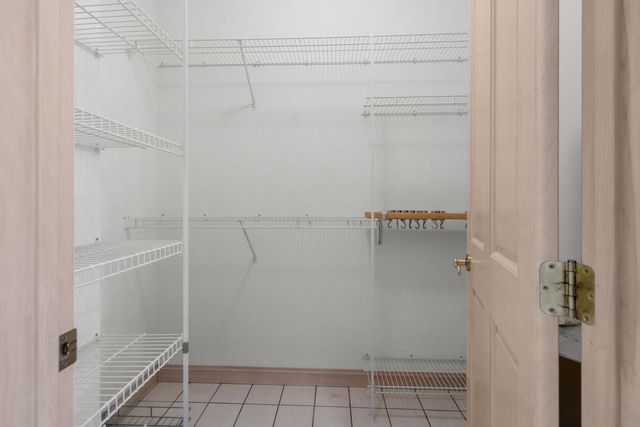 63 BRENTWOOD LANE, Appleton, WI 54915