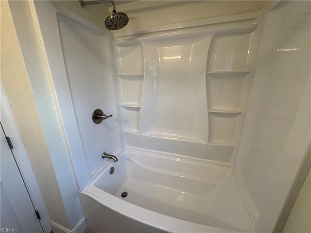 9643 Atlans ST, Norfolk, VA 23503