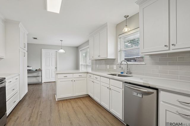 13533 Willowridge Ave, Saint George, LA 70817