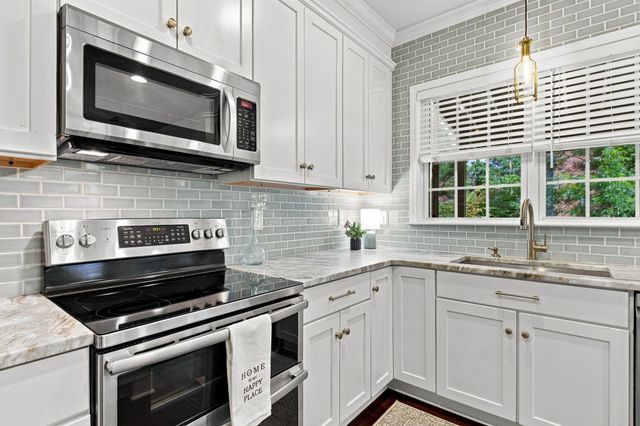 1851 Erlinger Dr, Nolensville, TN 37135