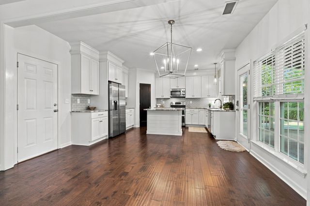 1851 Erlinger Dr, Nolensville, TN 37135