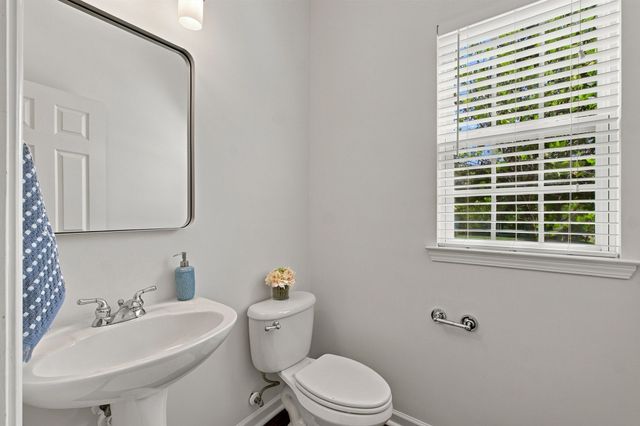 1851 Erlinger Dr, Nolensville, TN 37135