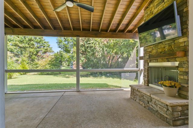 1851 Erlinger Dr, Nolensville, TN 37135