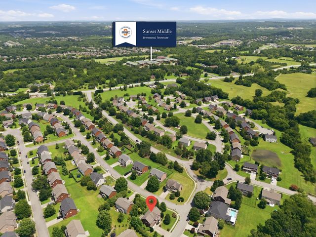 1851 Erlinger Dr, Nolensville, TN 37135